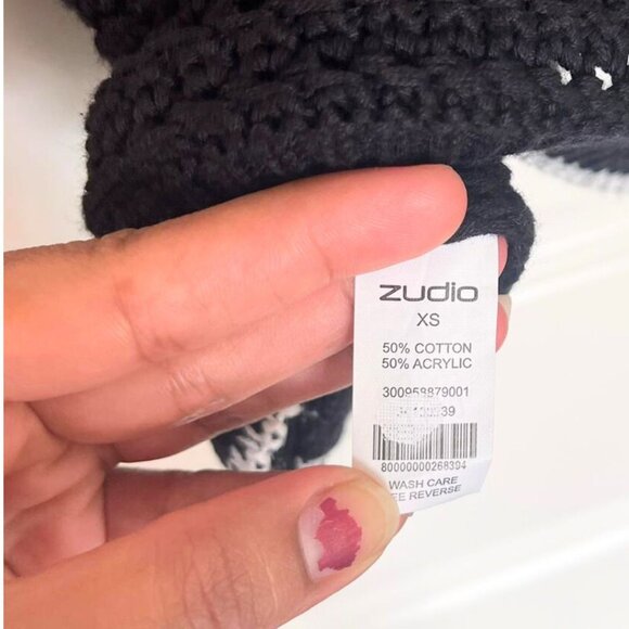 Zudio Women's Crochet Crop Mesh Knit Crew Neck Black Top Sweater Size - XS - Picture 4 of 8